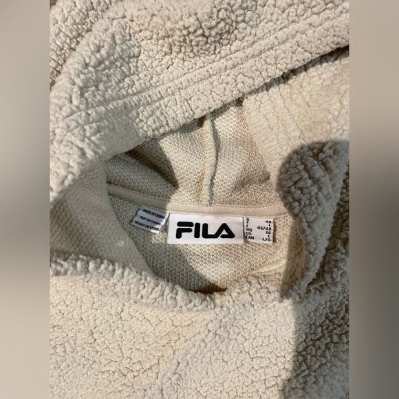 Men’s Fila pull over sweatshirt - Picture 3 of 4